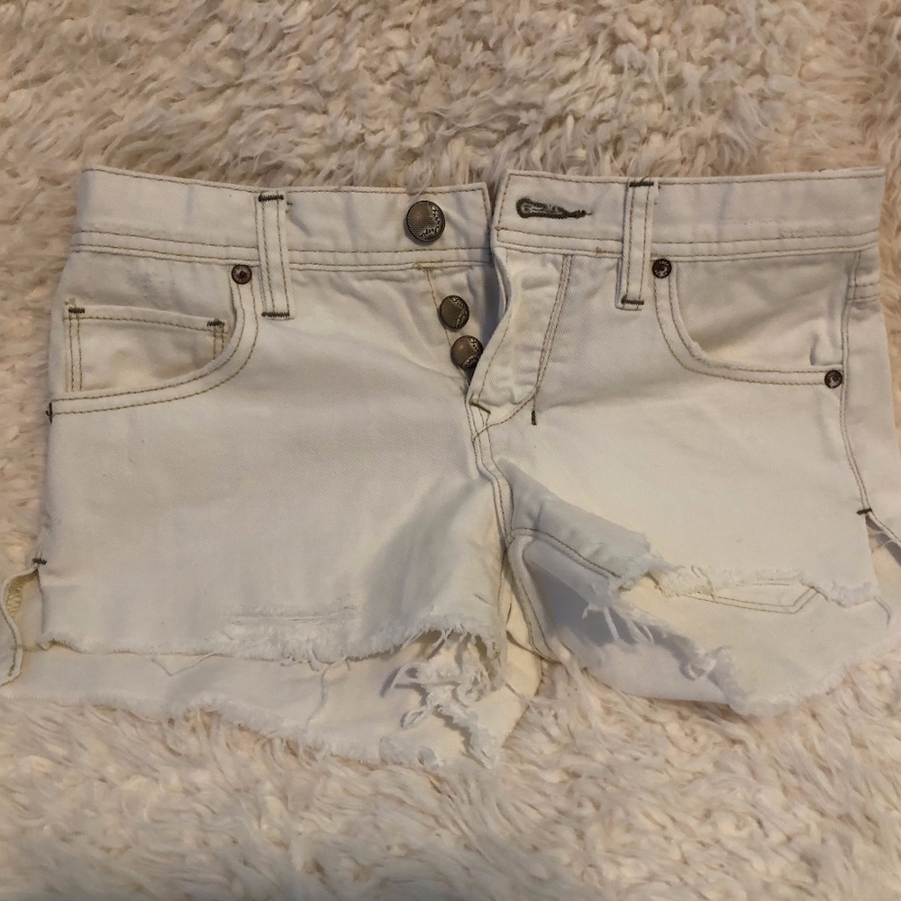 Raw Hem Cut-Off Jean Shorts